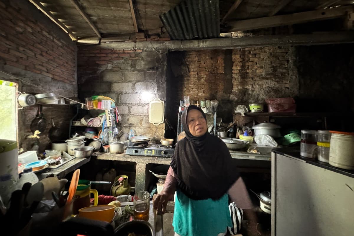 Rawat Suami Lumpuh, Perjuangan Lansia Penjual Kue Mengetuk Hati Pemkot Yogyakarta