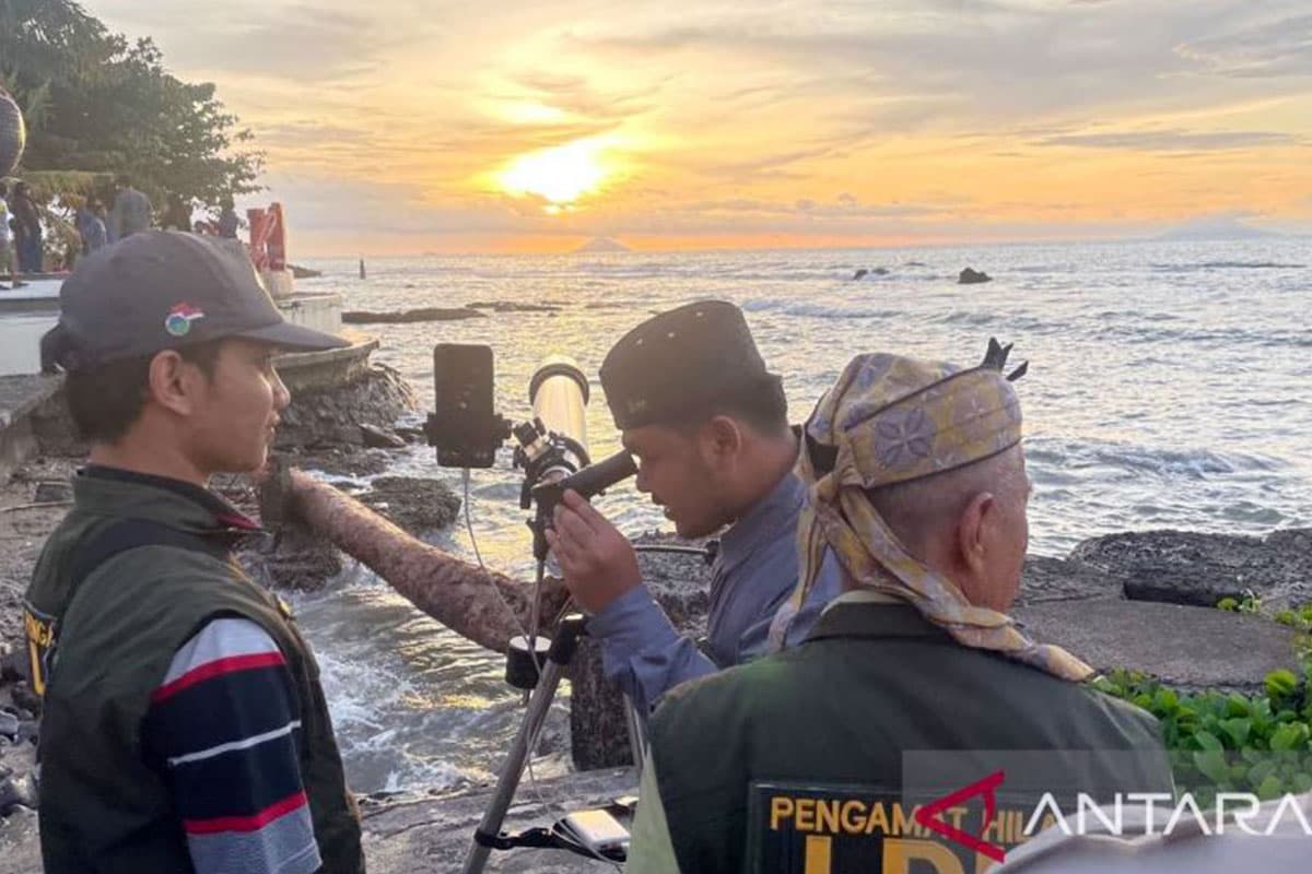 Terhalang Awan Tebal, Hilal Tak Terlihat di Mercusuar Anyer